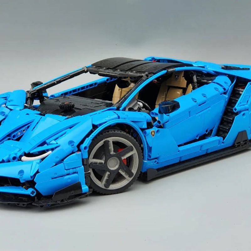 C61041 Lamborghini Centennial 1/8 Scale