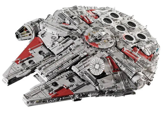 K10521 - Millenium Falcon with lighting. Over 11000 pieces!