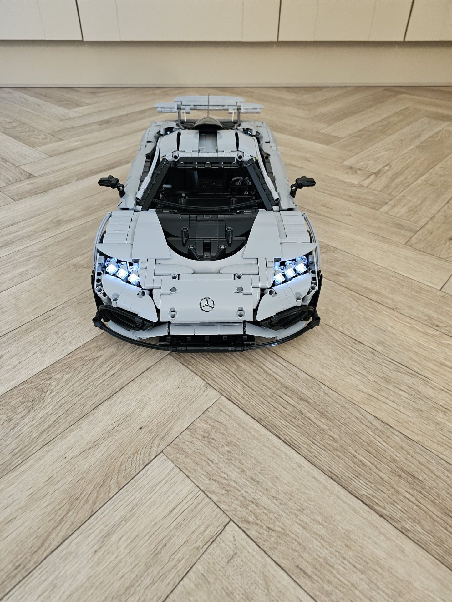 C61503 Motorised Mercedes Benz AMG One 1/8 scale