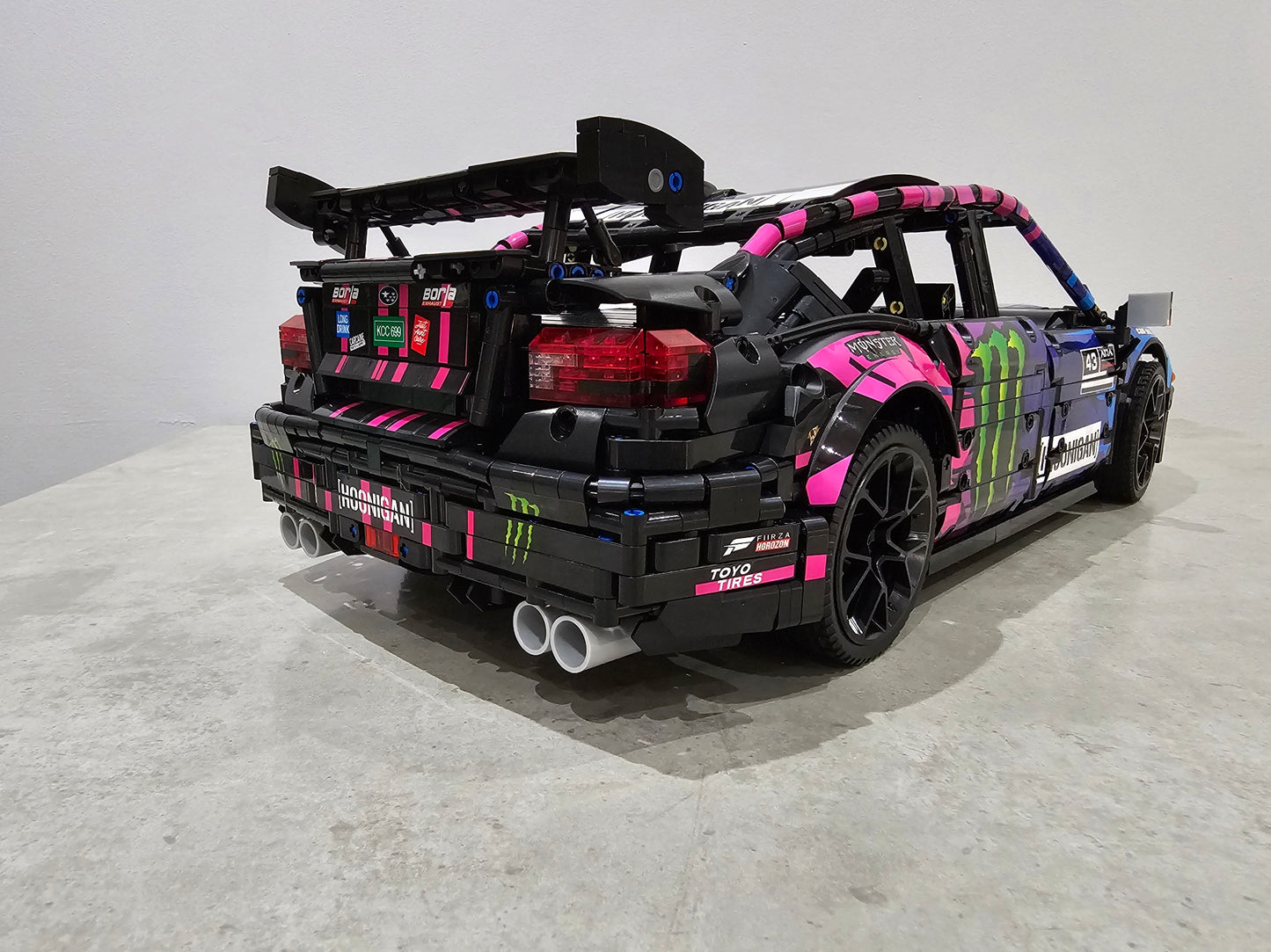 57010 Subaru WRX STI 1/8 Scale