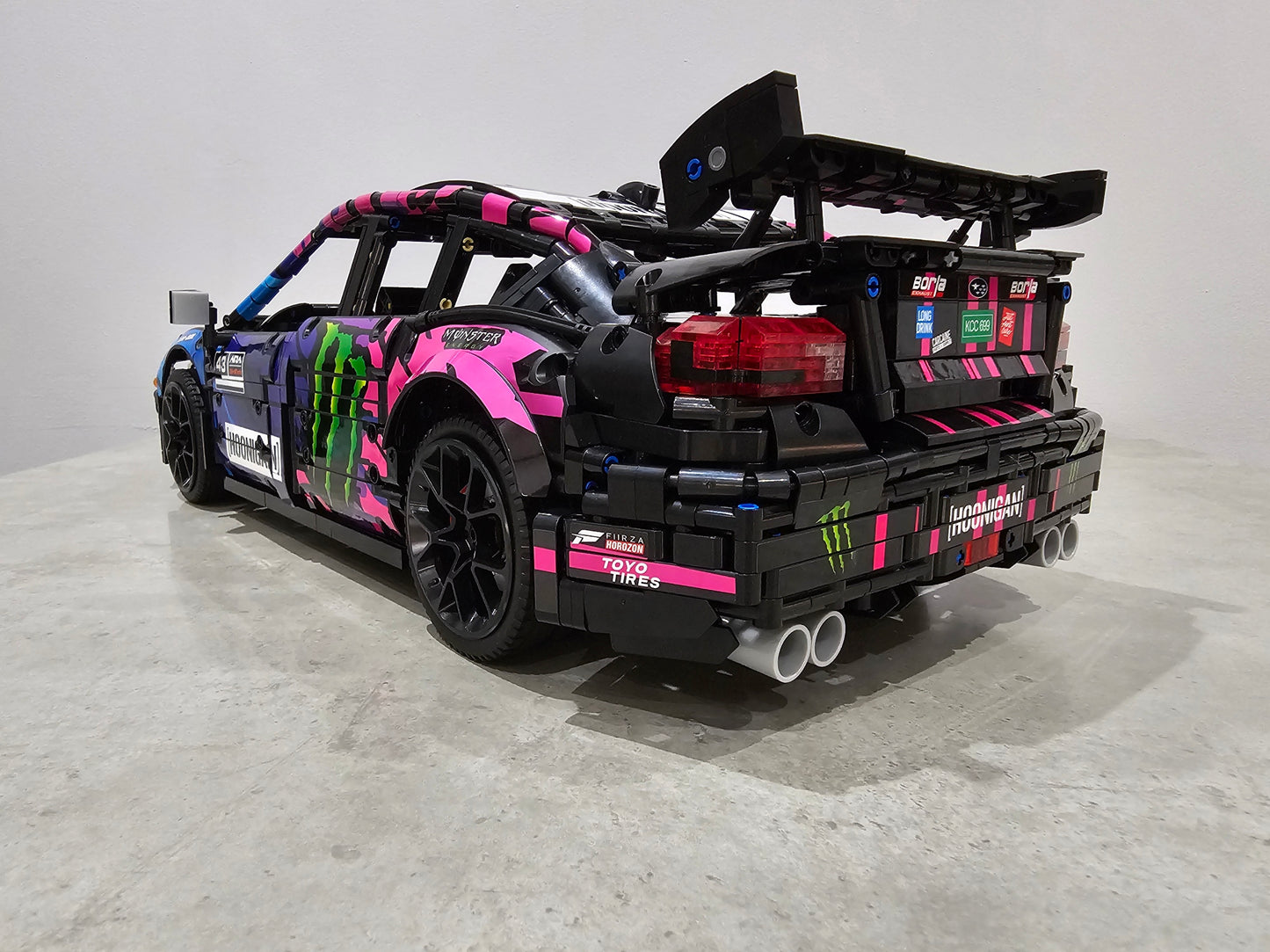57010 Subaru WRX STI 1/8 Scale