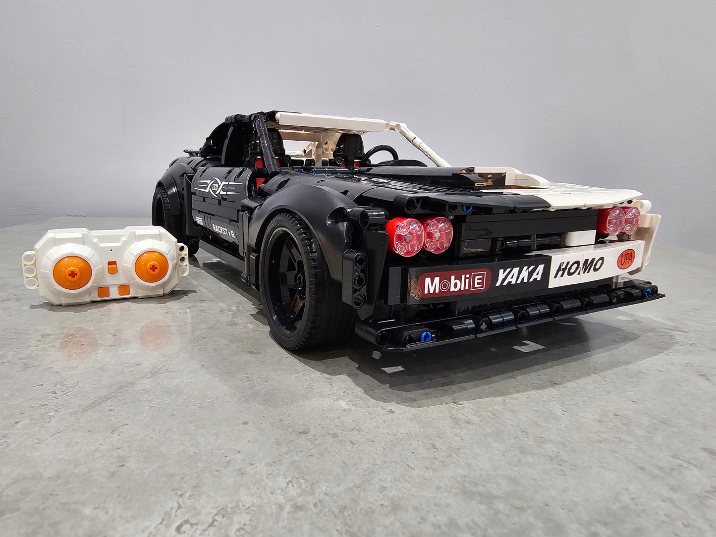 13128 Dodge Hellcat 1/10 Scale