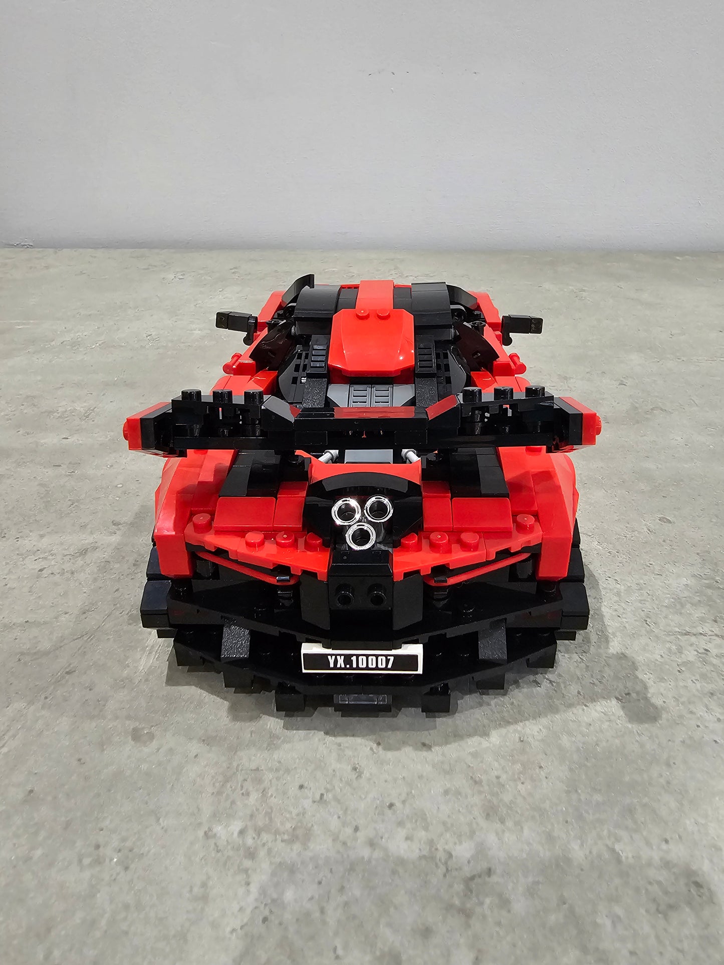 10007 McLaren Senna