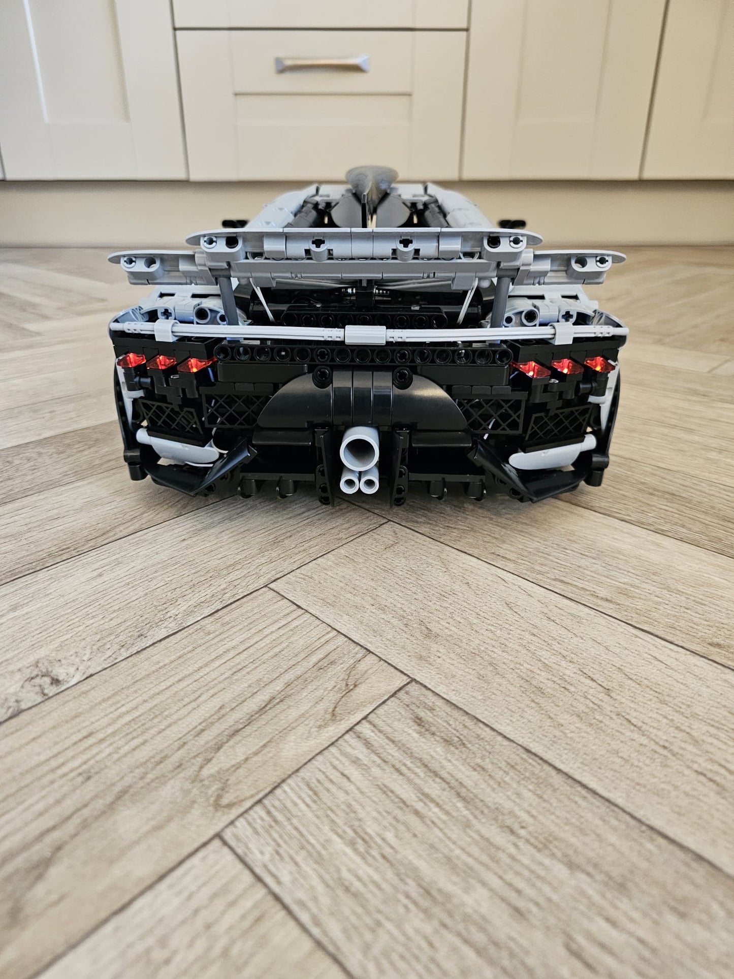 C61503 Motorised Mercedes Benz AMG One 1/8 scale