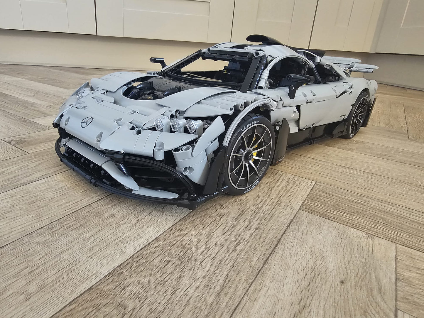 C61503 Motorised Mercedes Benz AMG One 1/8 scale