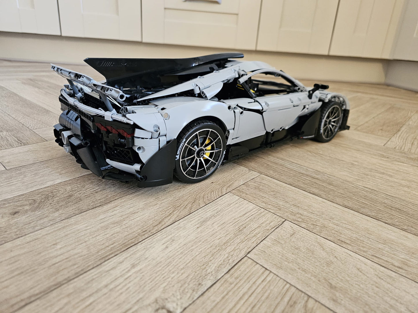 C61503 Motorised Mercedes Benz AMG One 1/8 scale