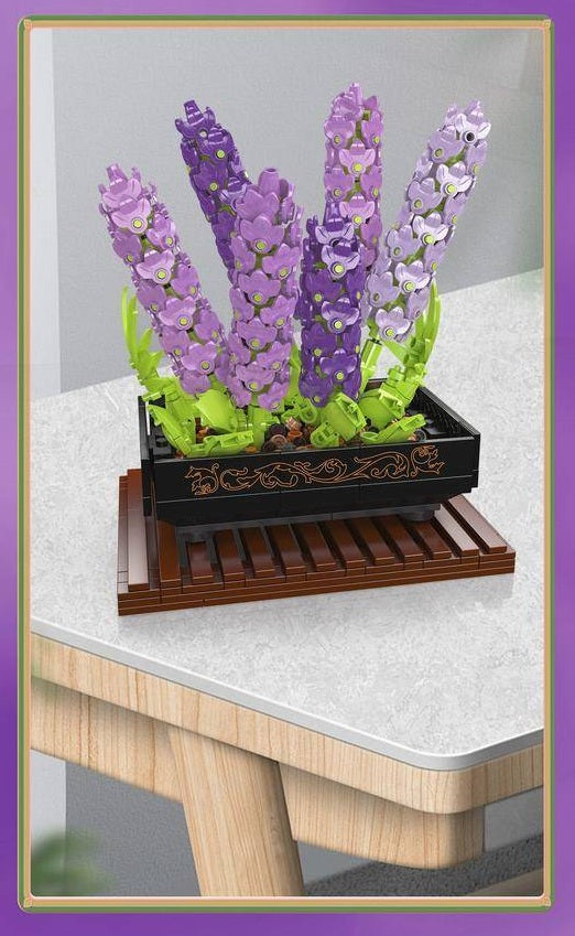 24112 - Violet Vase