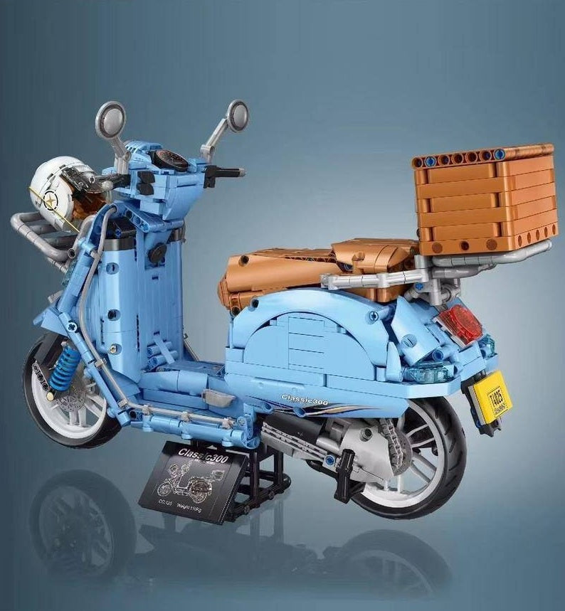 T4025B Vespa Classic 300 1/5 Scale