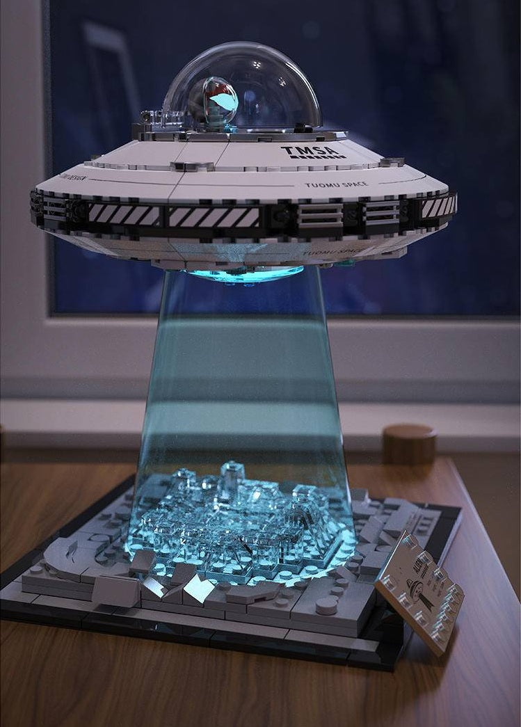 T3012 - UFO with lighting