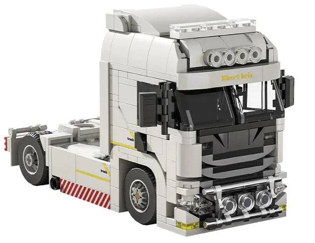 66032 & 66033 - Truck and Tanker Model
