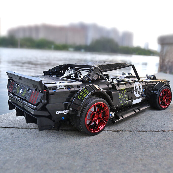 13108 Mustang Hoonigan 1/8 Scale. Static and Motorised option.