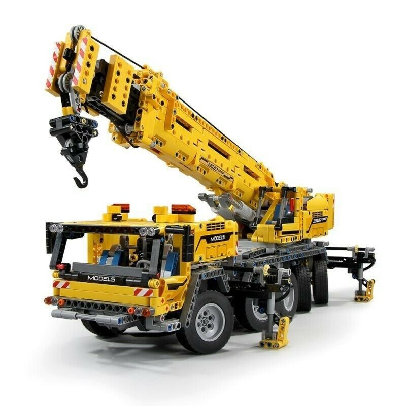 Lego technic discount remote control crane