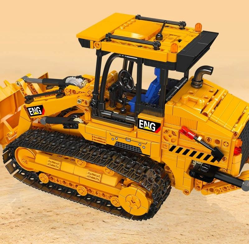 17098 -R/C Tracked Loader