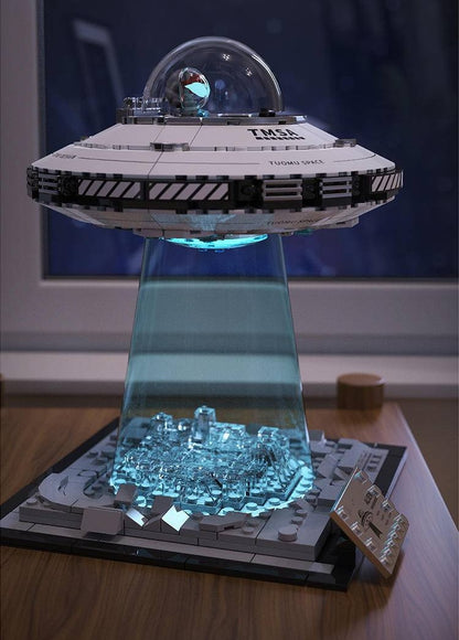 T3012 - UFO with lighting