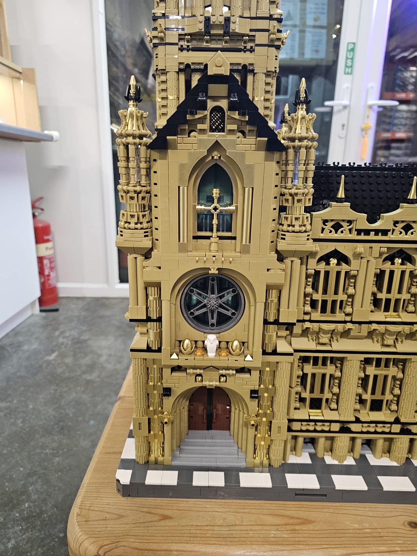 55012 - Tower of Westminster