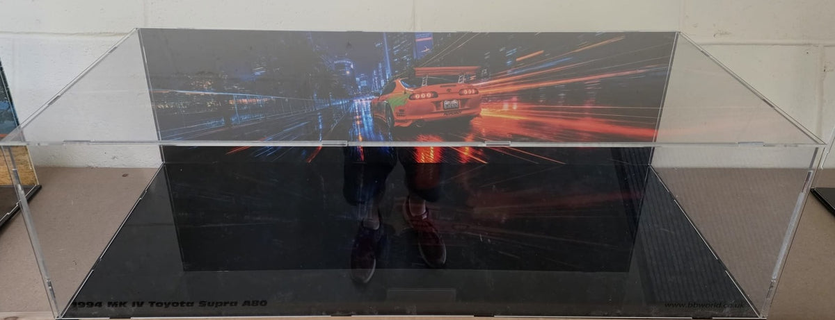 23039 - Supra Display Case