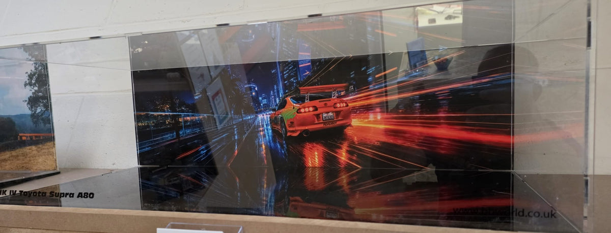 23039 - Supra Display Case